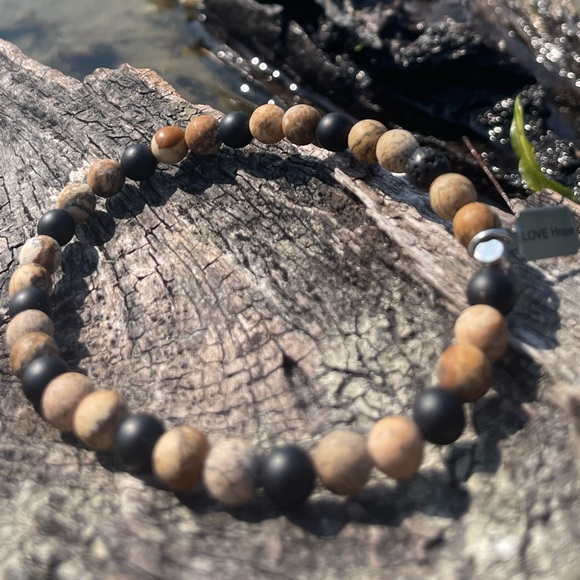 Infuse the Lava stone/ 6mm Matt Onyx / Brown Jasper - Picture 3 of 5